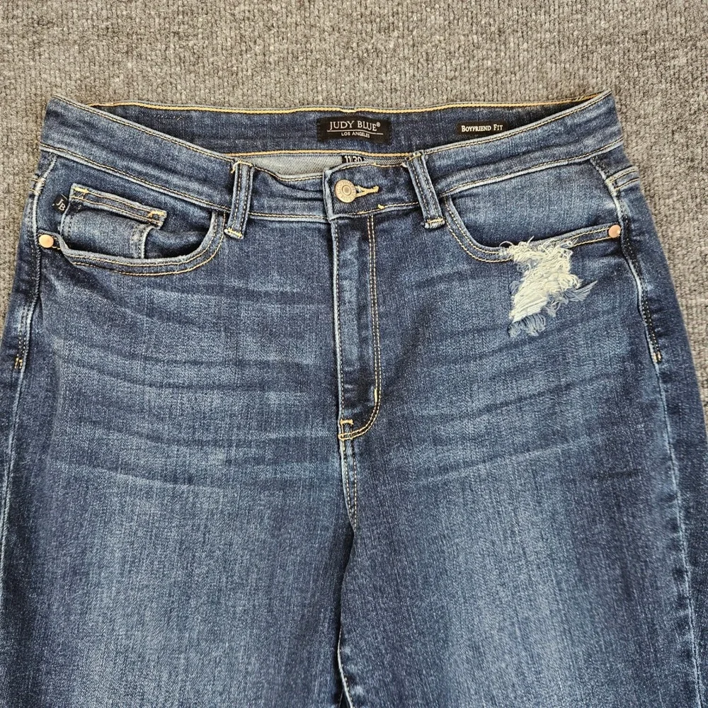 Judy Blue Boyfriend Fit Jeans Womens 11/ 30 High Rise Distressed Dark Wash Denim